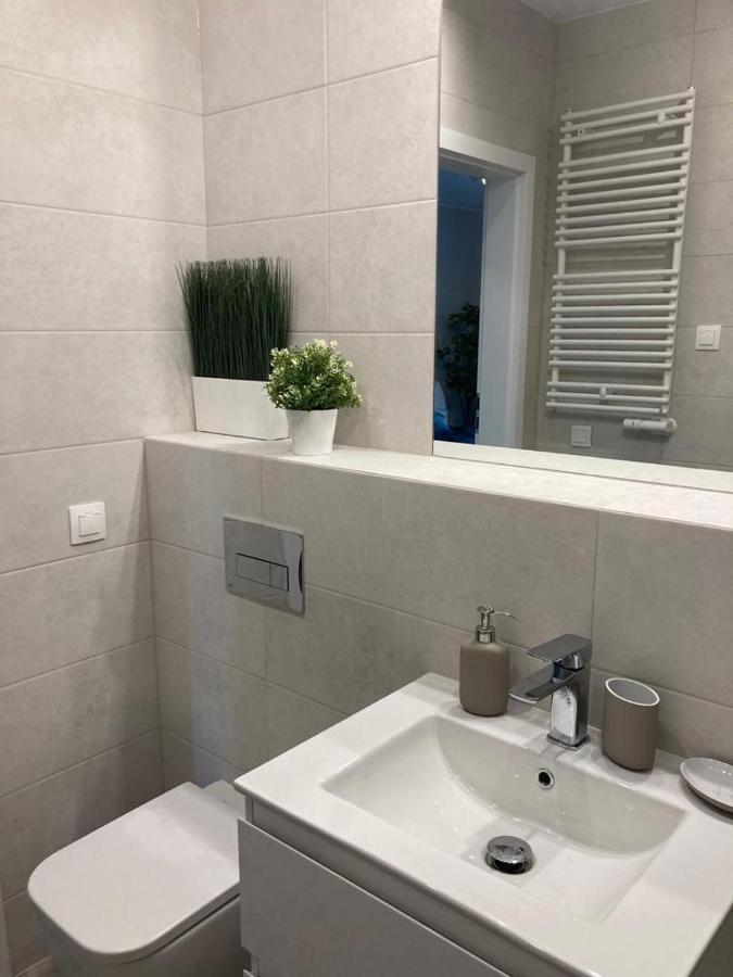 Ferienwohnung Wislane Tarasy 2.0, Free Parking, Private Garden Krakau Exterior foto